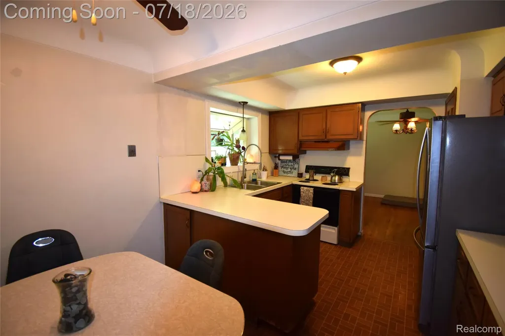 53620 Odilon Ave Odilon Avenue Shelby Charter Township MI 48316