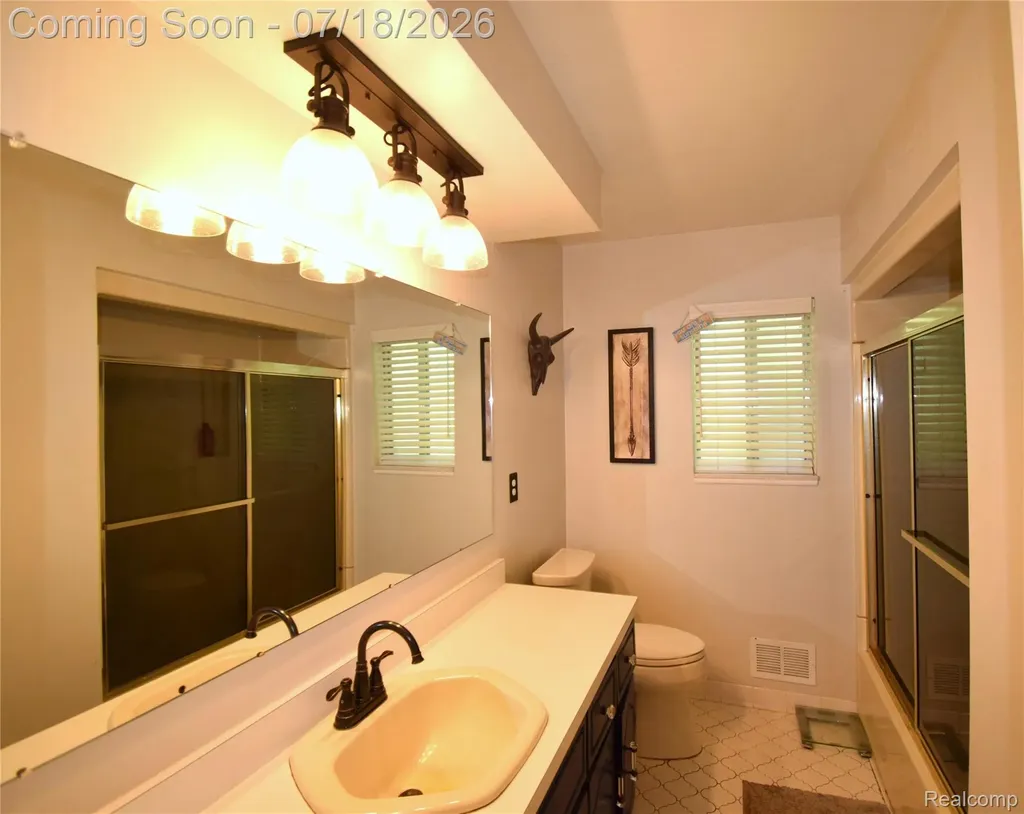 53620 Odilon Ave Odilon Avenue Shelby Charter Township MI 48316
