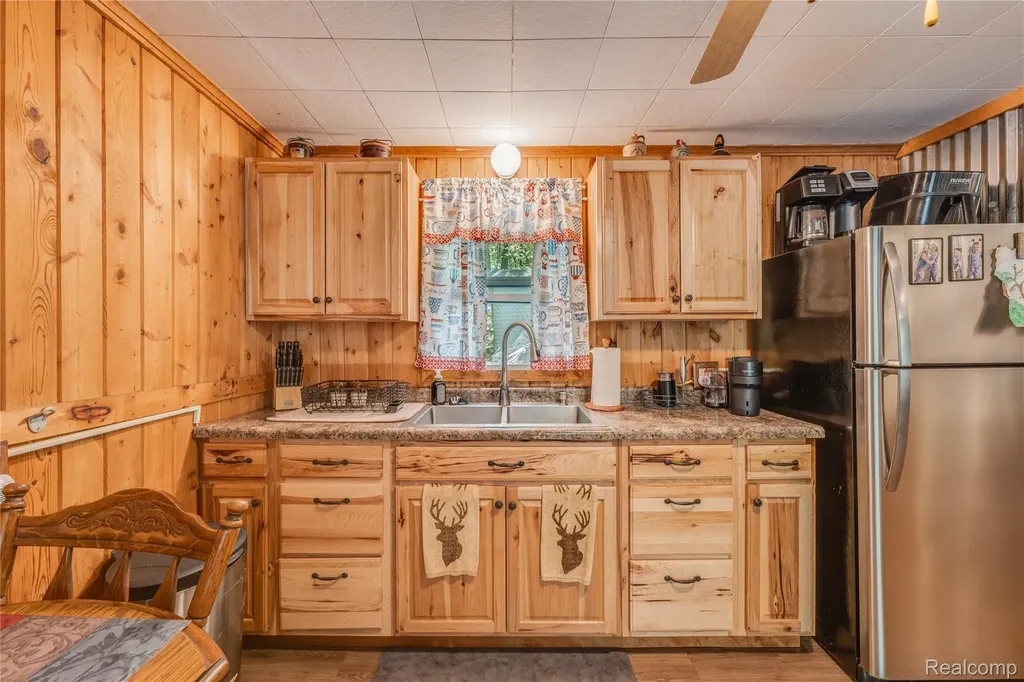 371 Dyer Road Rose City City MI 48654
