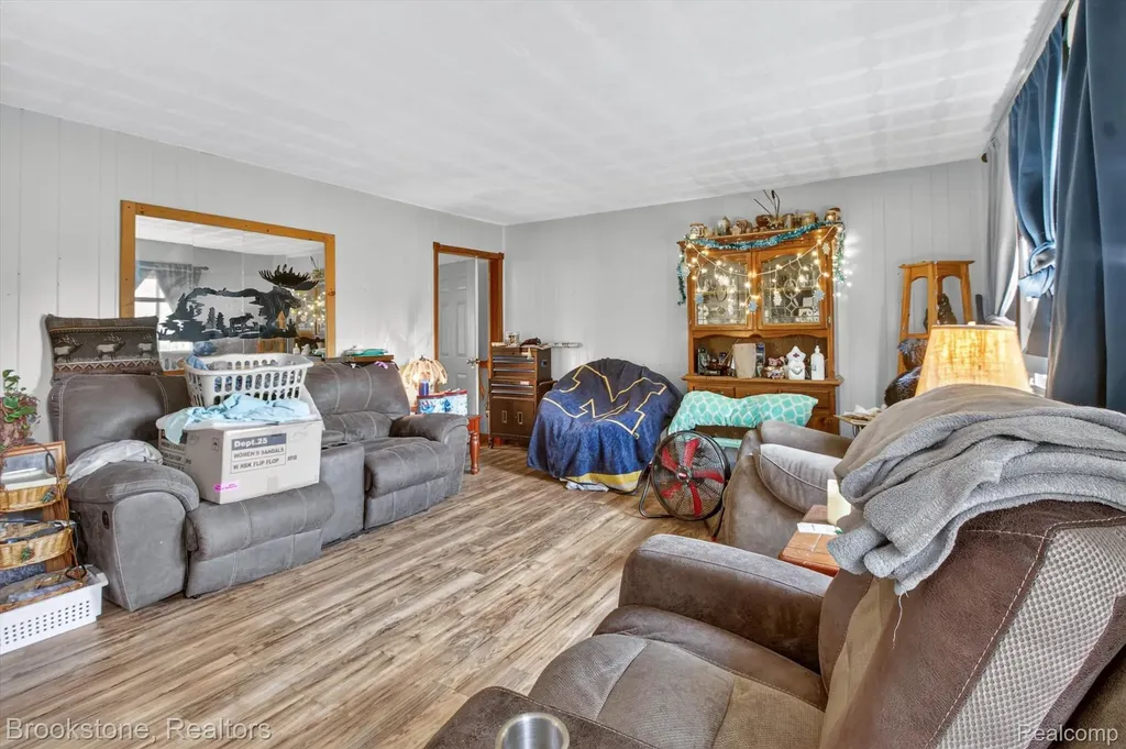 22709 Pleasant Valley Road Hillman Township MI 49746
