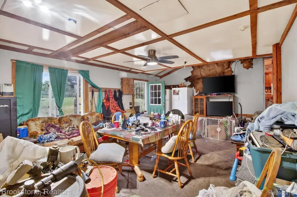 22709 Pleasant Valley Road Hillman Township MI 49746