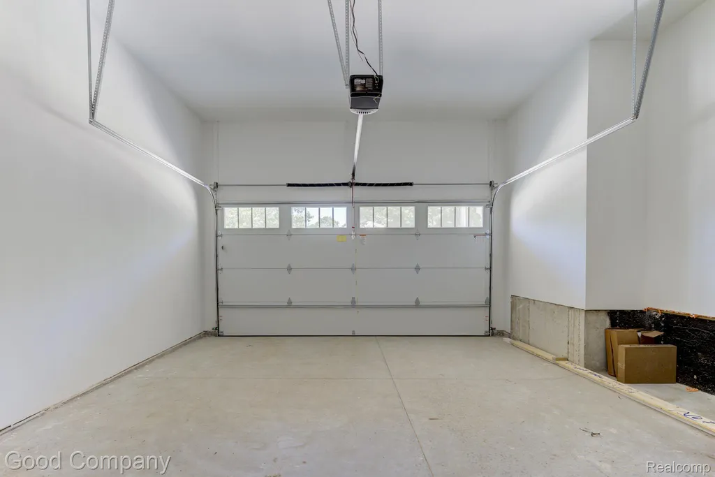 808 Irving Avenue Royal Oak City MI 48067