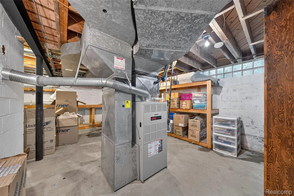 32873 Norchester Street Beverly Hills Village MI 48025