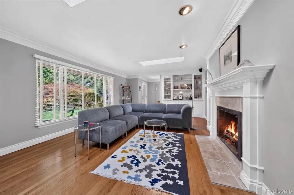 32873 Norchester Street Beverly Hills Village MI 48025