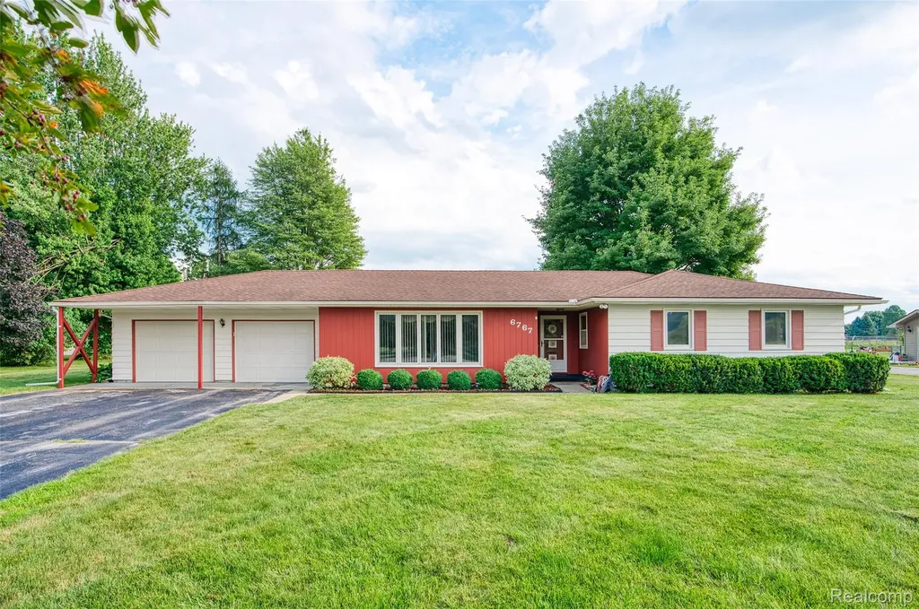 6767 Sharpe Road Handy Township MI 48836