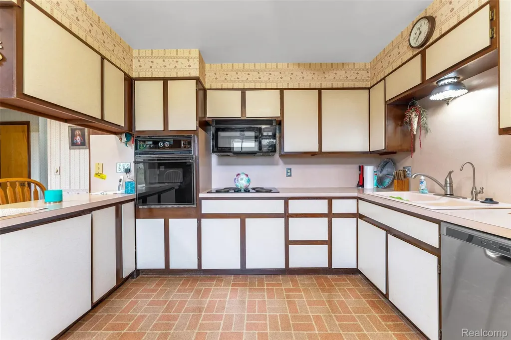 6767 Sharpe Road Handy Township MI 48836