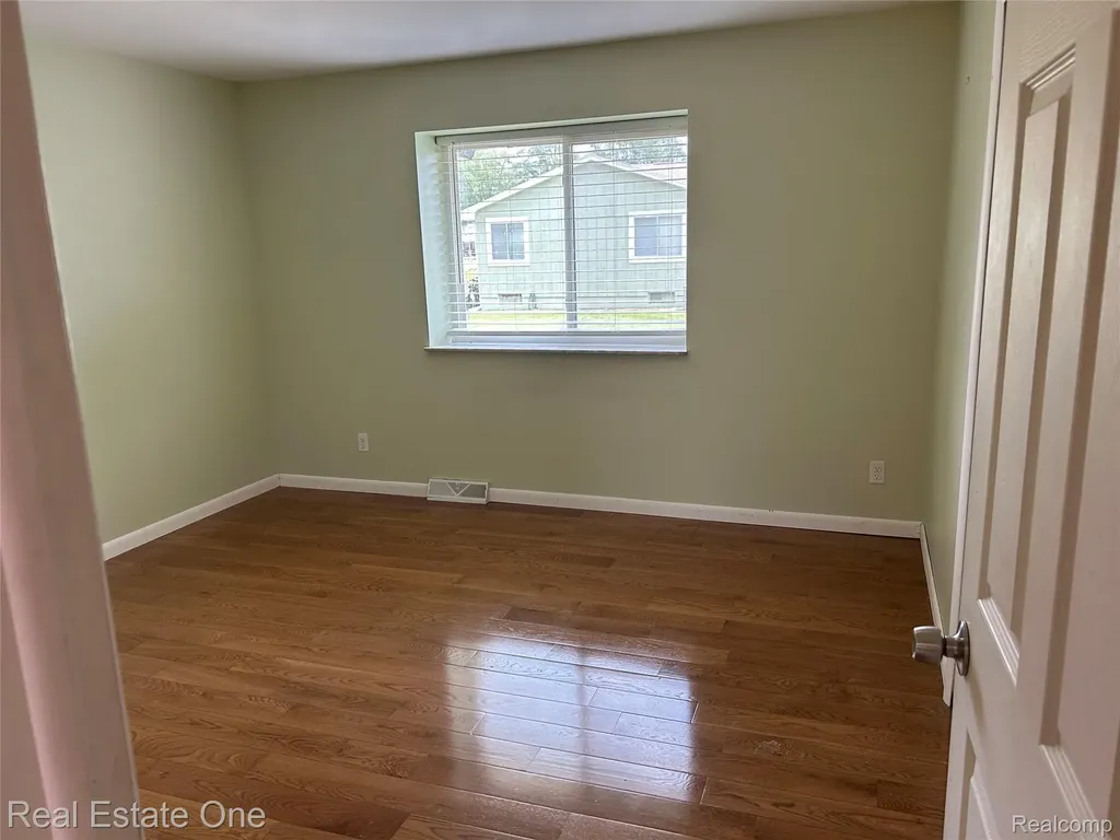 2659 Benstein Road Commerce Charter Township MI 48390