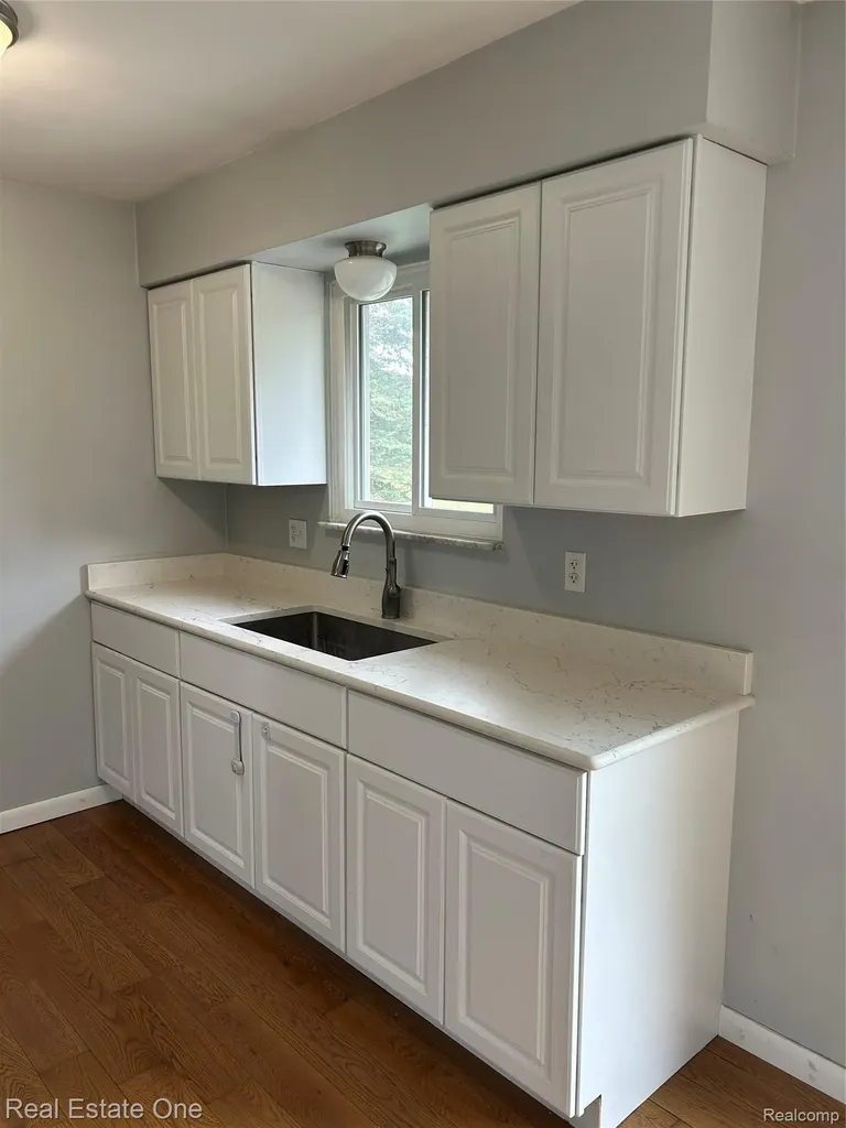 2659 Benstein Road Commerce Charter Township MI 48390