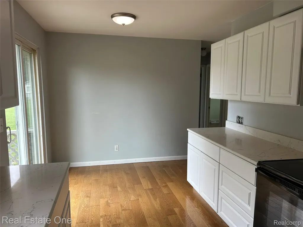2659 Benstein Road Commerce Charter Township MI 48390