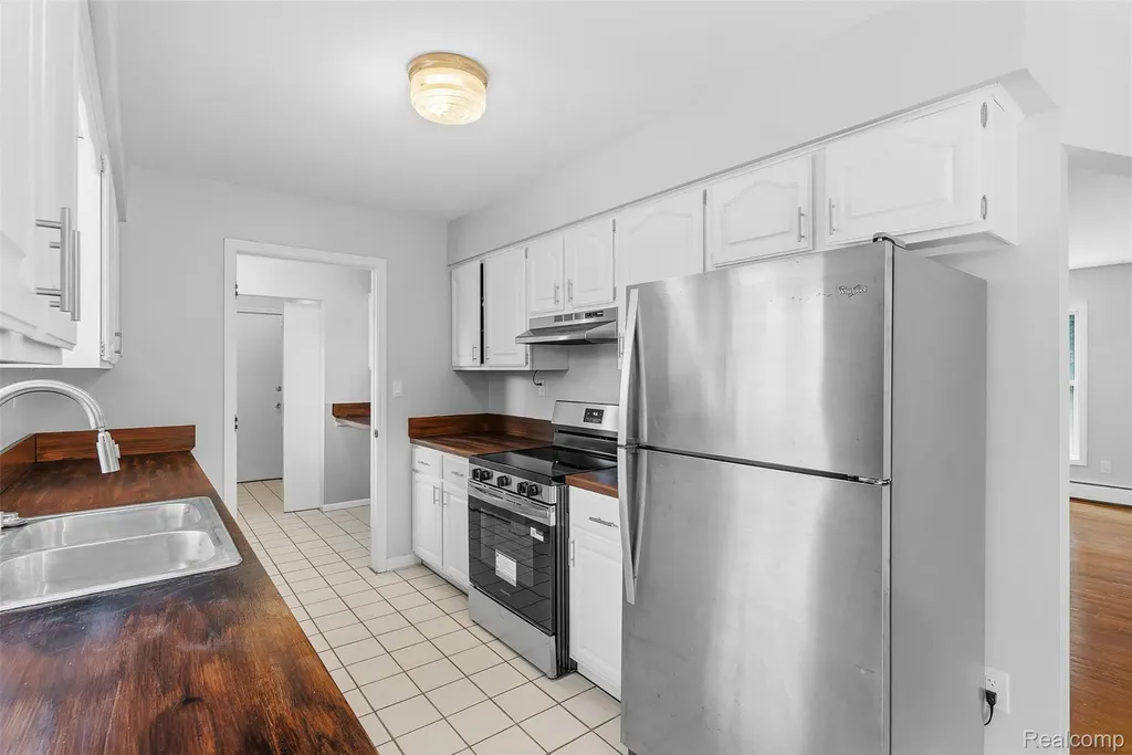 9200 Hickory Ridge Road Rose Township MI 48442