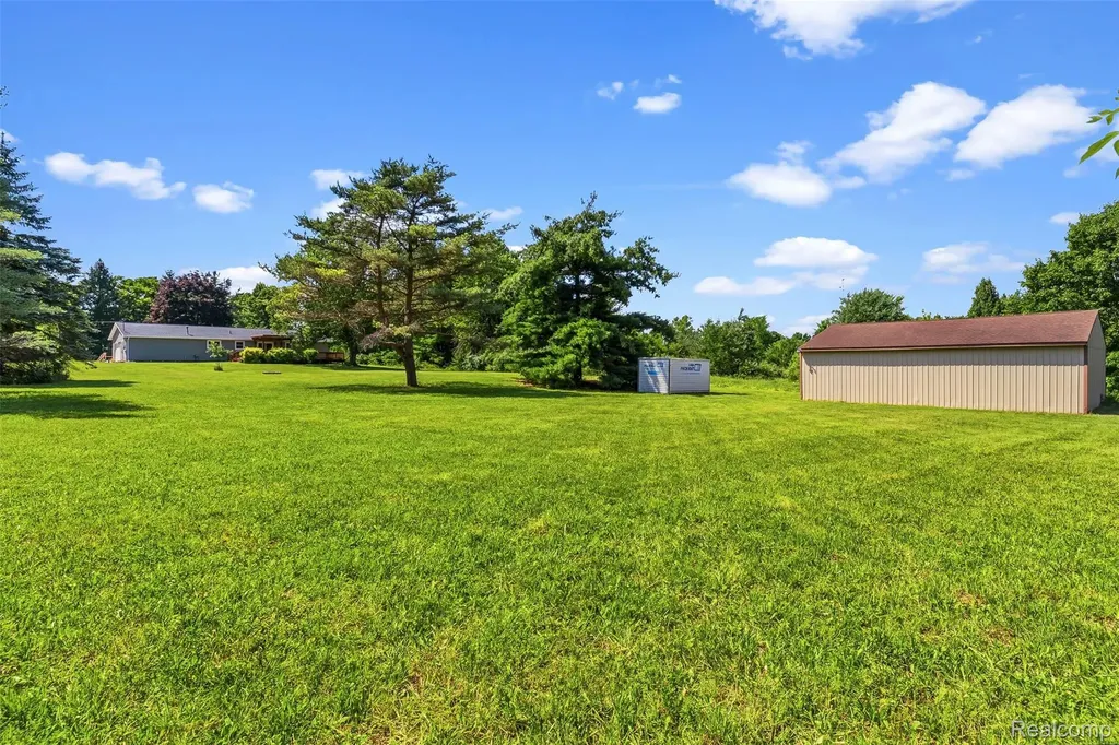 9200 Hickory Ridge Road Rose Township MI 48442