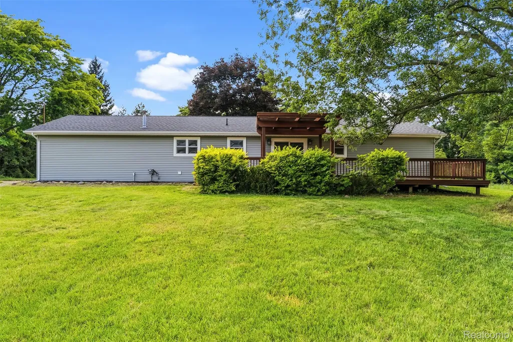 9200 Hickory Ridge Road Rose Township MI 48442