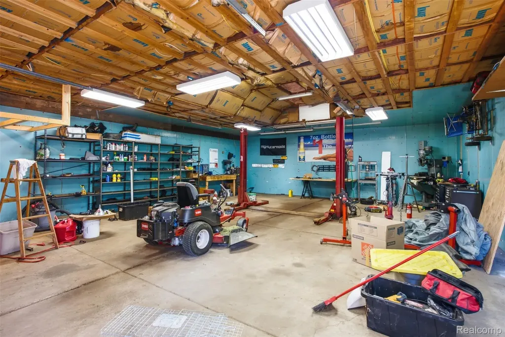 9200 Hickory Ridge Road Rose Township MI 48442