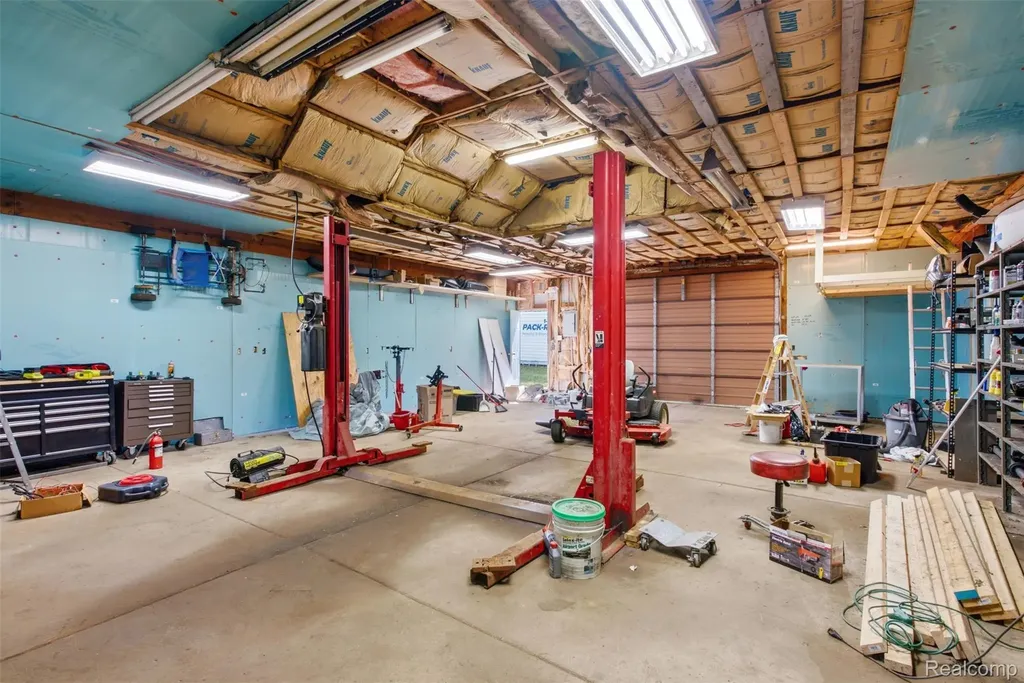 9200 Hickory Ridge Road Rose Township MI 48442