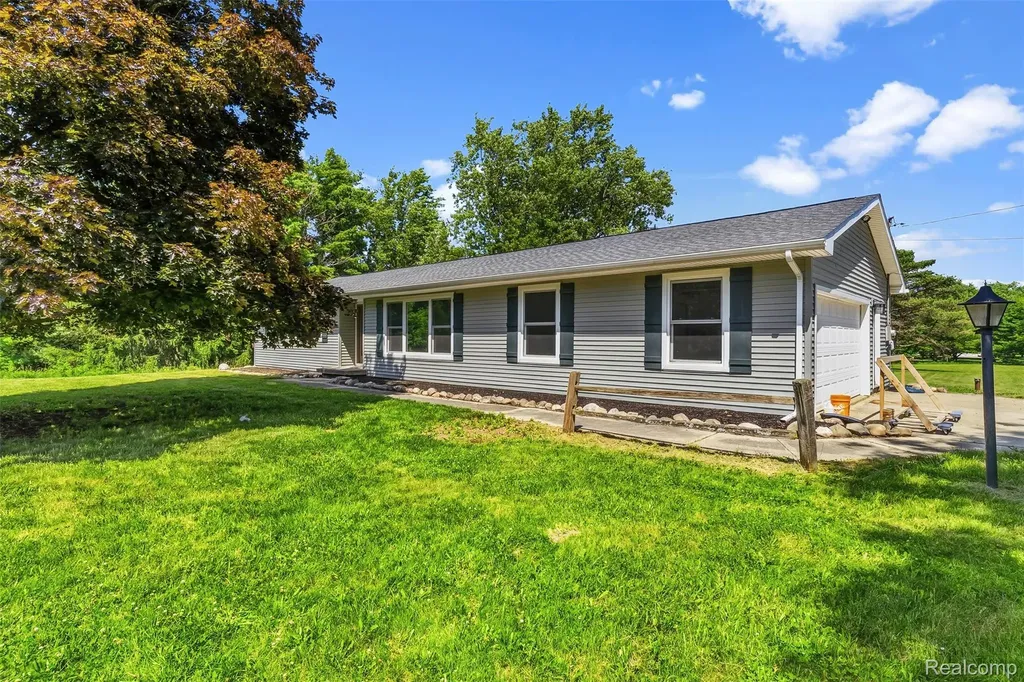 9200 Hickory Ridge Road Rose Township MI 48442