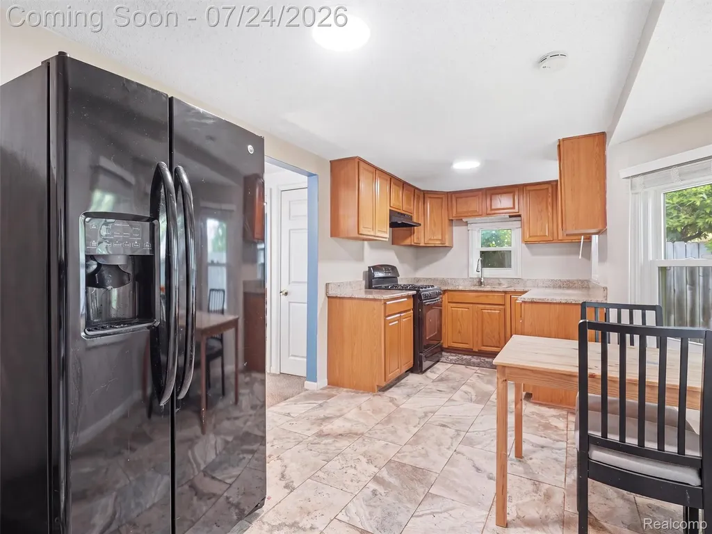 890 E Grand Boulevard York Charter Township MI 48198