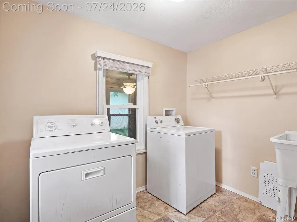 890 E Grand Boulevard York Charter Township MI 48198