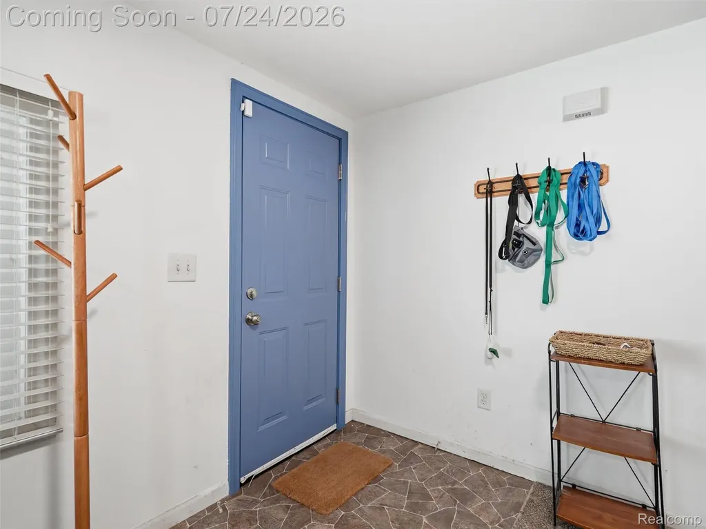 890 E Grand Boulevard York Charter Township MI 48198