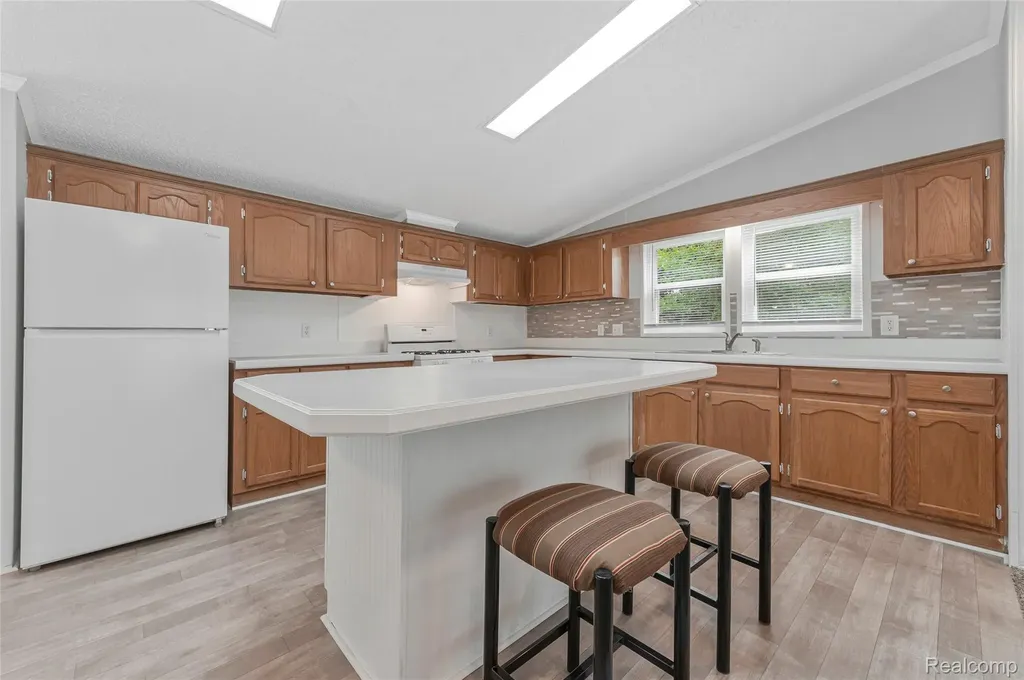 350 Trillum Trail Oxford Charter Township MI 48371