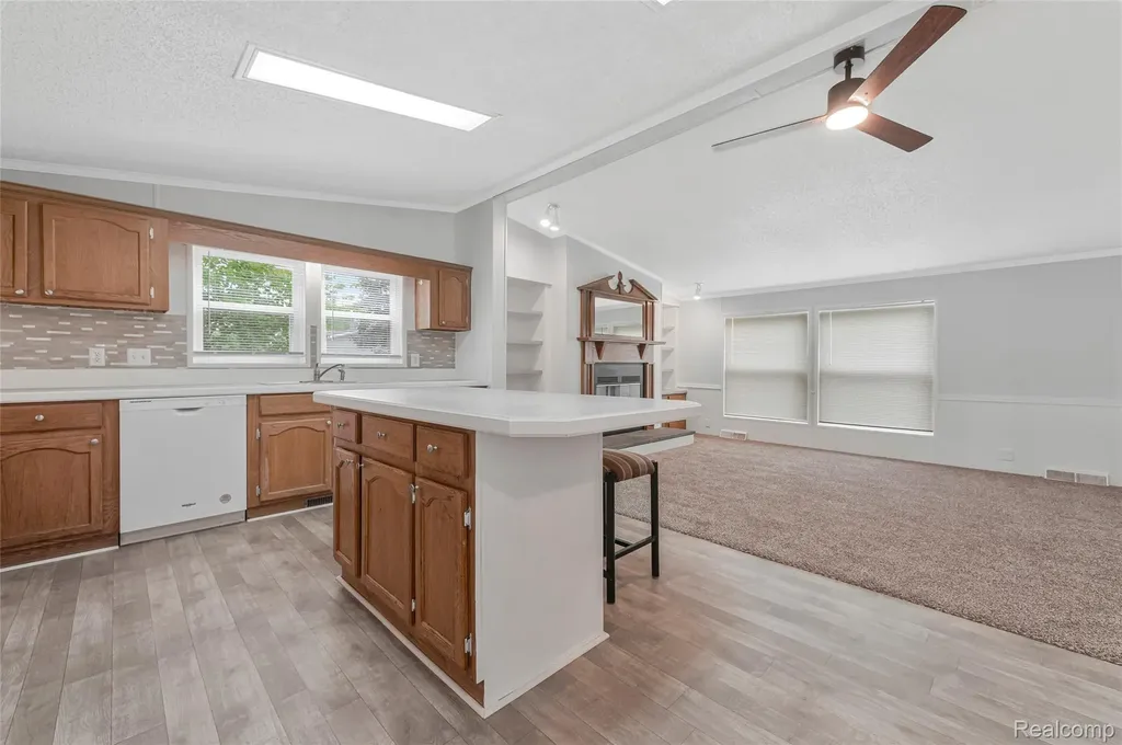 350 Trillum Trail Oxford Charter Township MI 48371