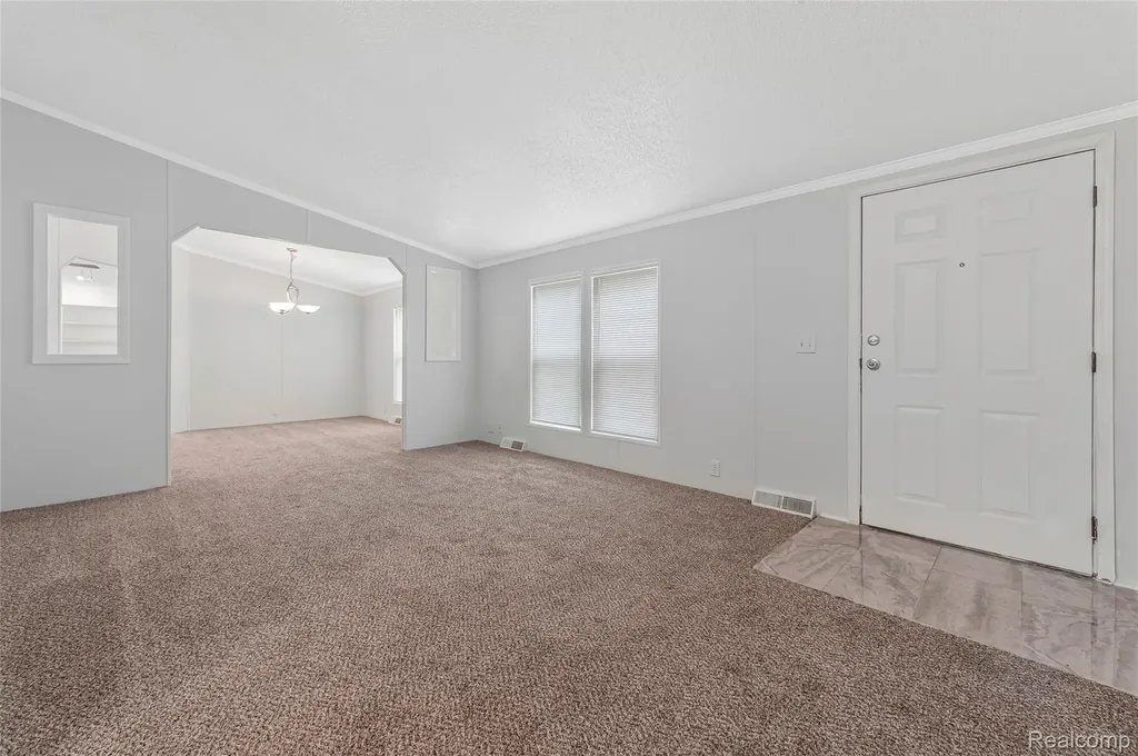 350 Trillum Trail Oxford Charter Township MI 48371
