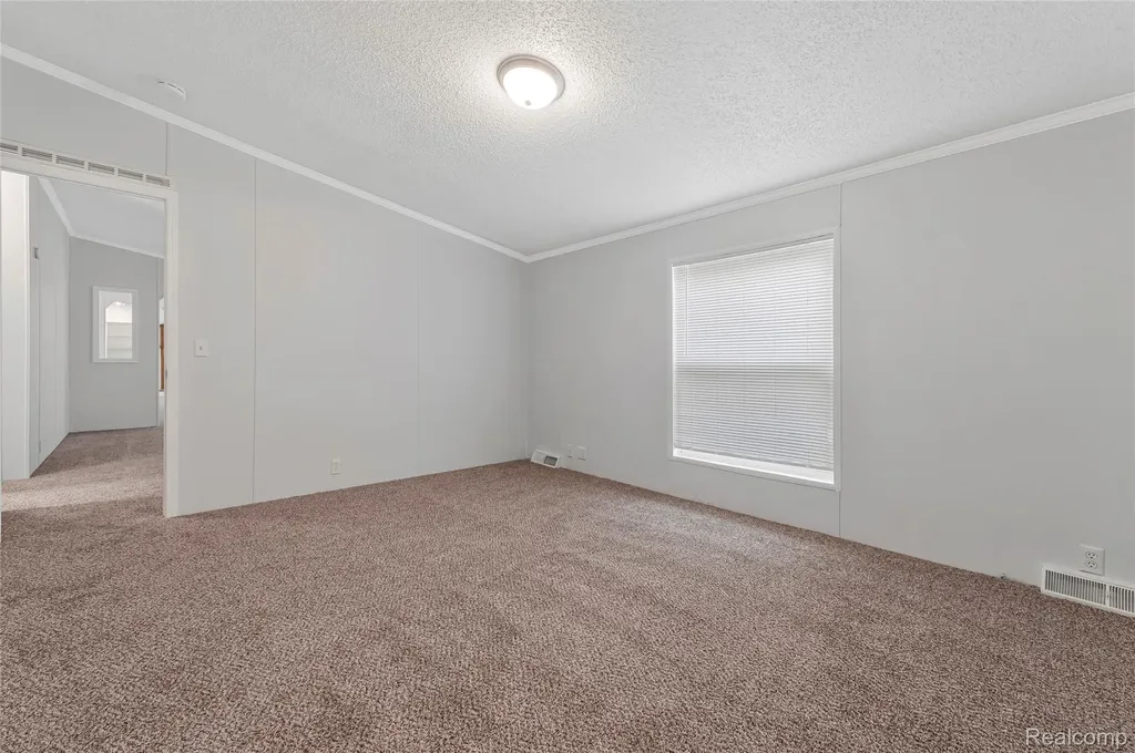 350 Trillum Trail Oxford Charter Township MI 48371