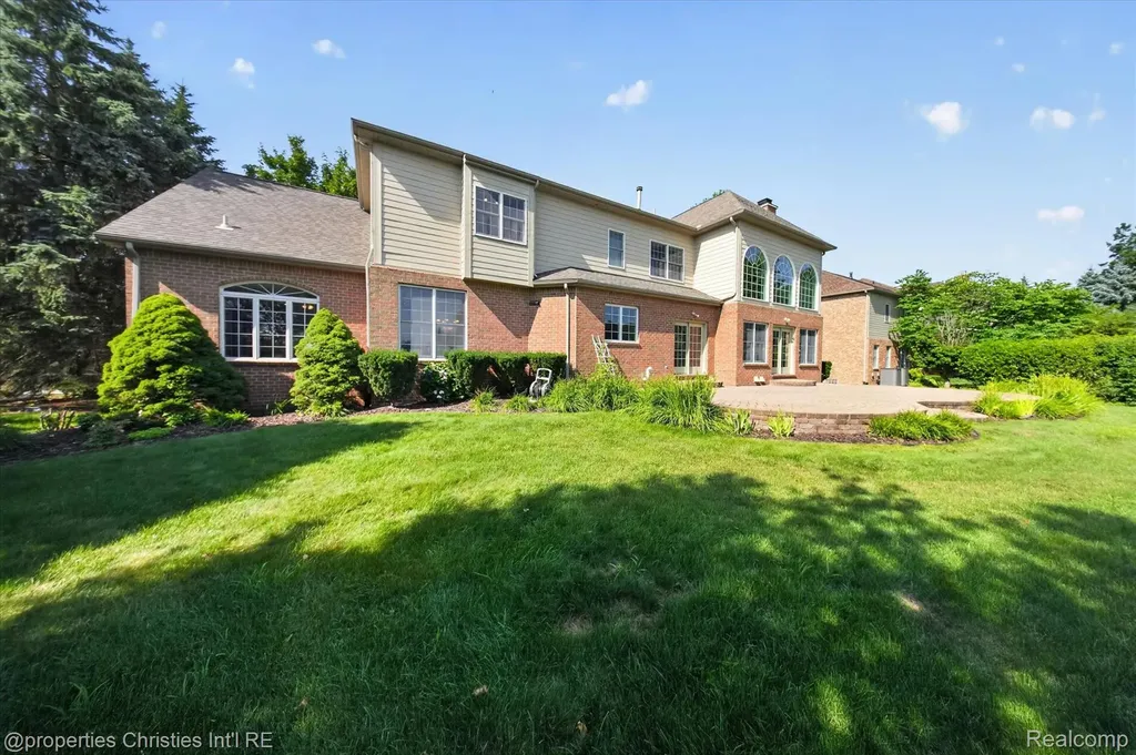 45864 Tournament Drive Northville Township MI 48168