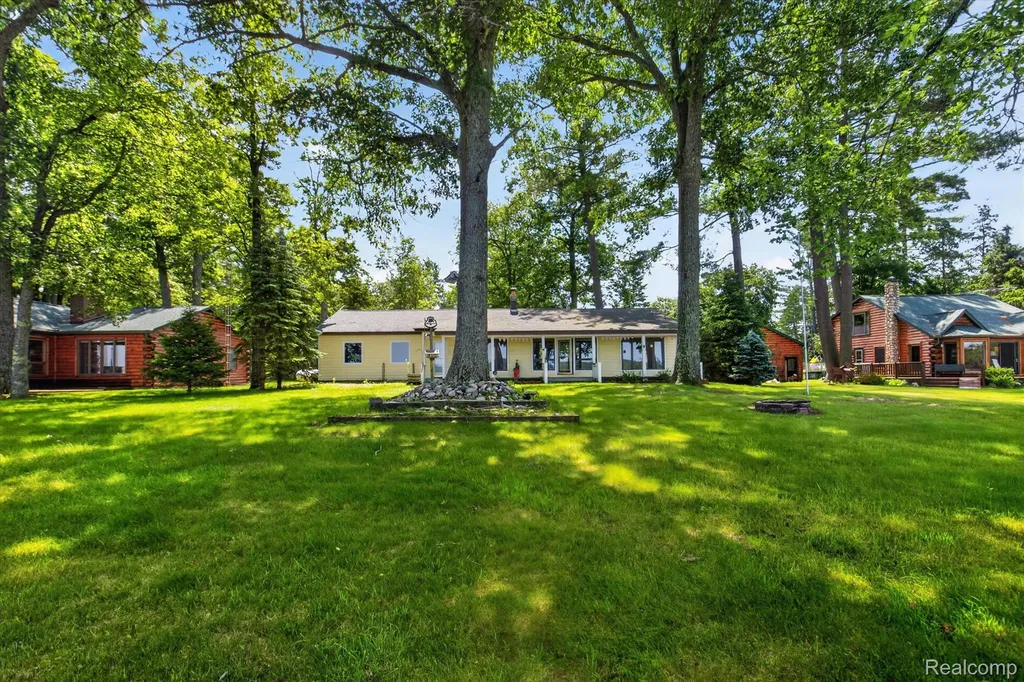 152 Beaver Creek Road Ossineke Township MI 49753