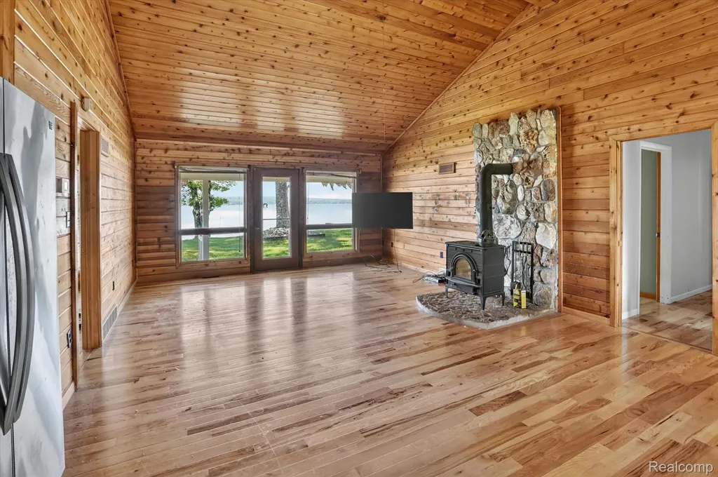 152 Beaver Creek Road Ossineke Township MI 49753