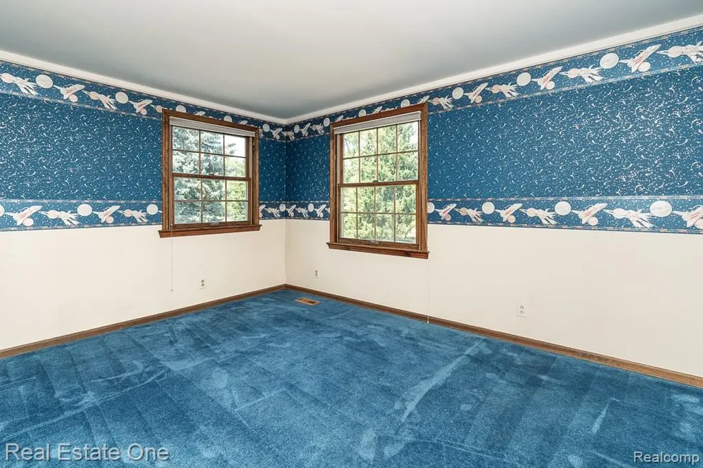 2633 New England Drive Rochester Hills City MI 48309