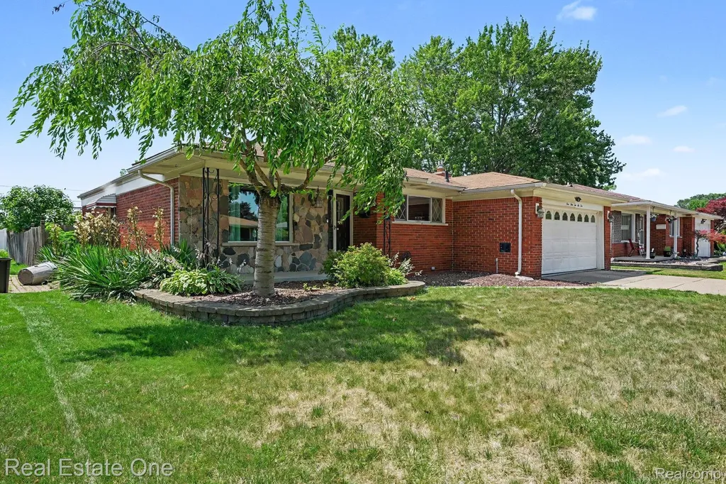 14265 Dundee Street Riverview City MI 48193