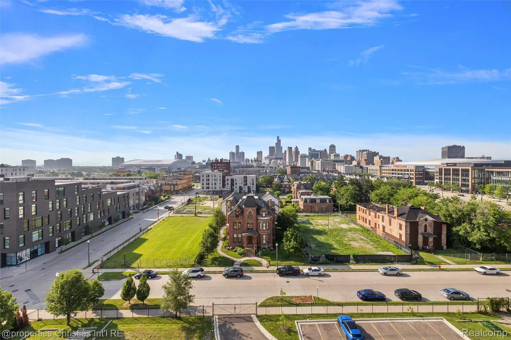 2915 John R Street Detroit City MI 48201