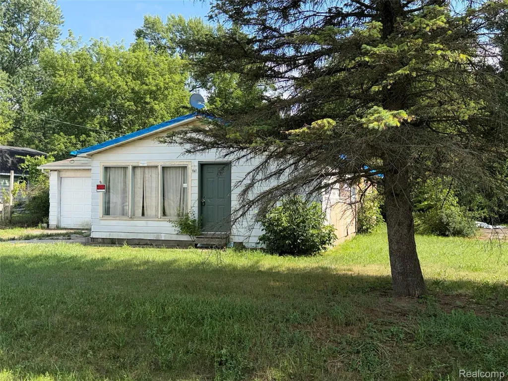 1387 W Princeton Avenue Mt. Morris Township MI 48505