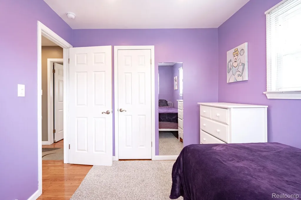 6905 Lathers Street Garden City City MI 48135