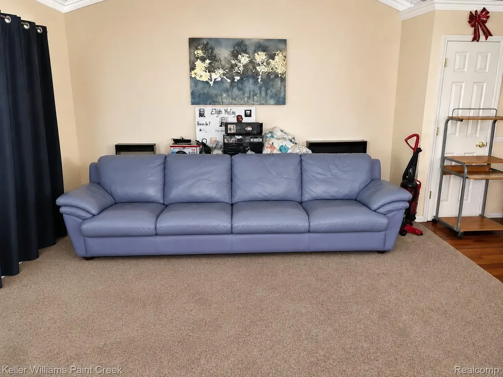 22914 Beaconsfield Avenue Eastpointe City MI 48021