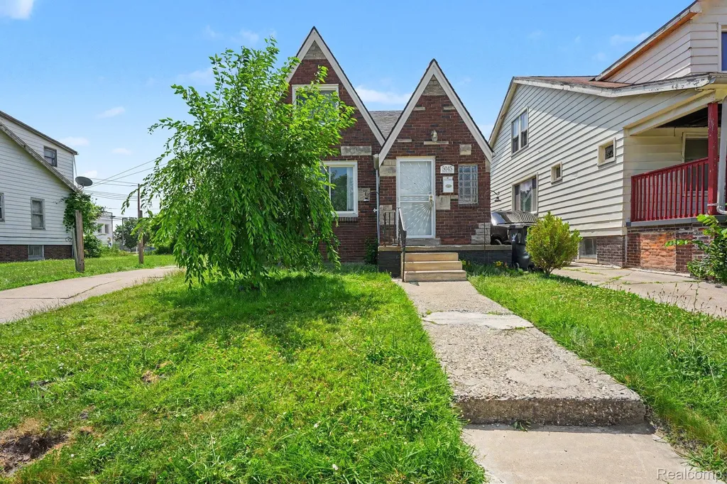 5045 Wayburn Street Detroit City MI 48224