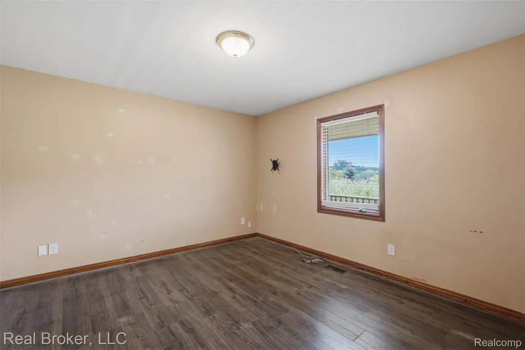 1050 W Brocker Road Metamora Township MI 48455