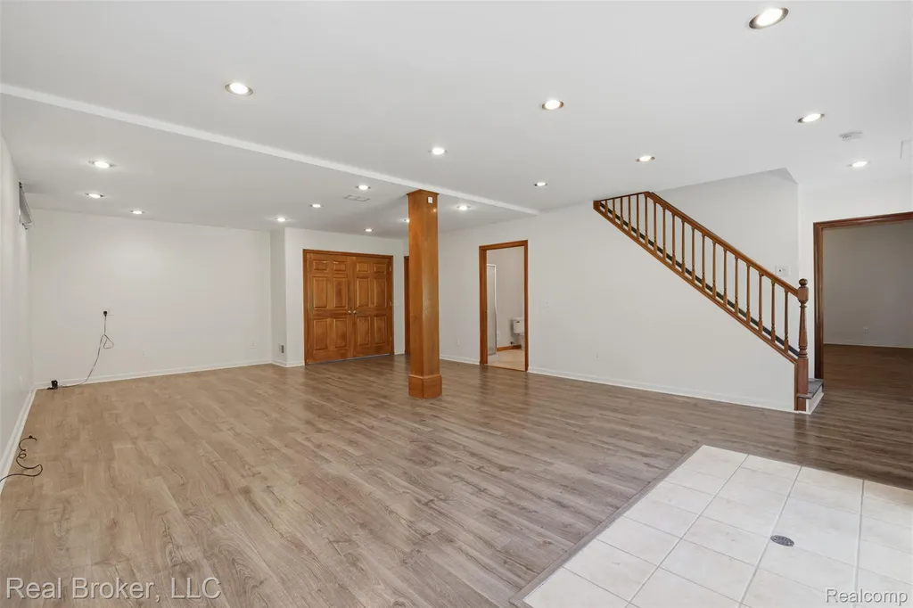 1050 W Brocker Road Metamora Township MI 48455