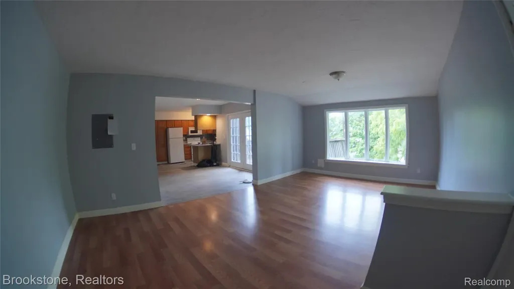 510 Pleasant Street Charlotte City MI 48813