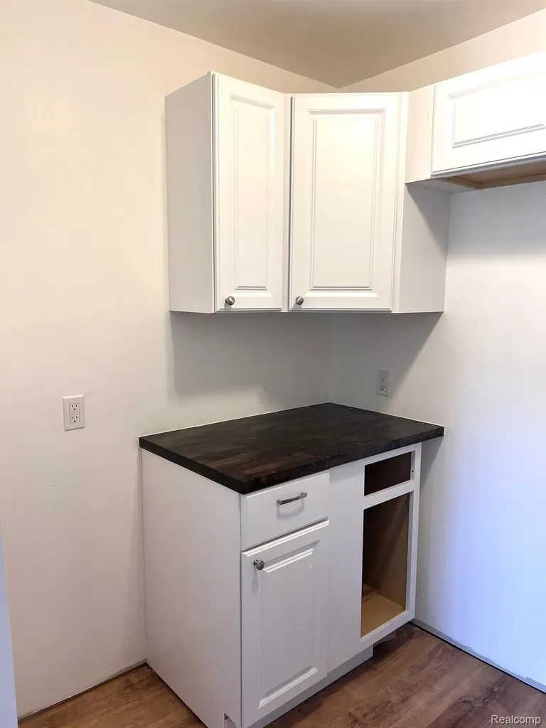 629 Alger Street Owosso City MI 48867