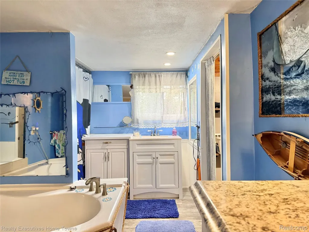 38303 Little Mack Avenue Clinton Charter Township MI 48036