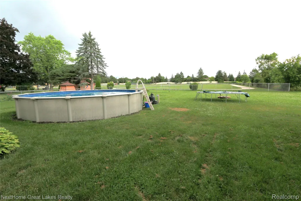 5595 Noreen Drive Monitor Charter Township MI 48706