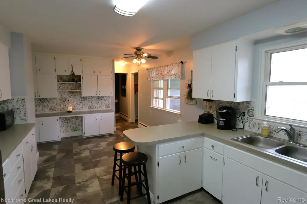 5595 Noreen Drive Monitor Charter Township MI 48706