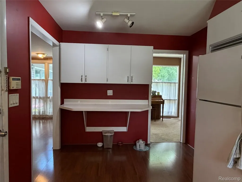 1814 Rockcreek Lane Flint City MI 48507
