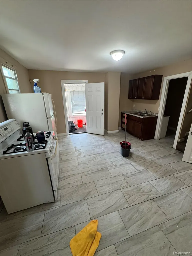 3421 Hammond Street Detroit City MI 48210