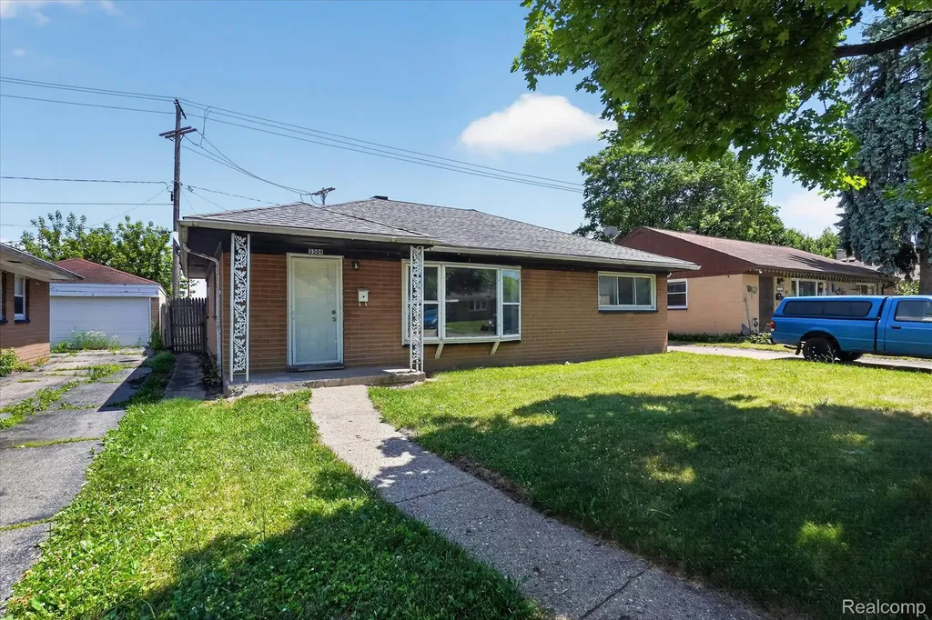 3509 Cherokee Avenue Flint City MI 48507