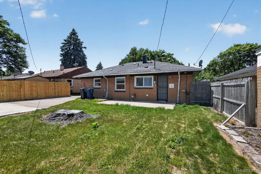 3509 Cherokee Avenue Flint City MI 48507