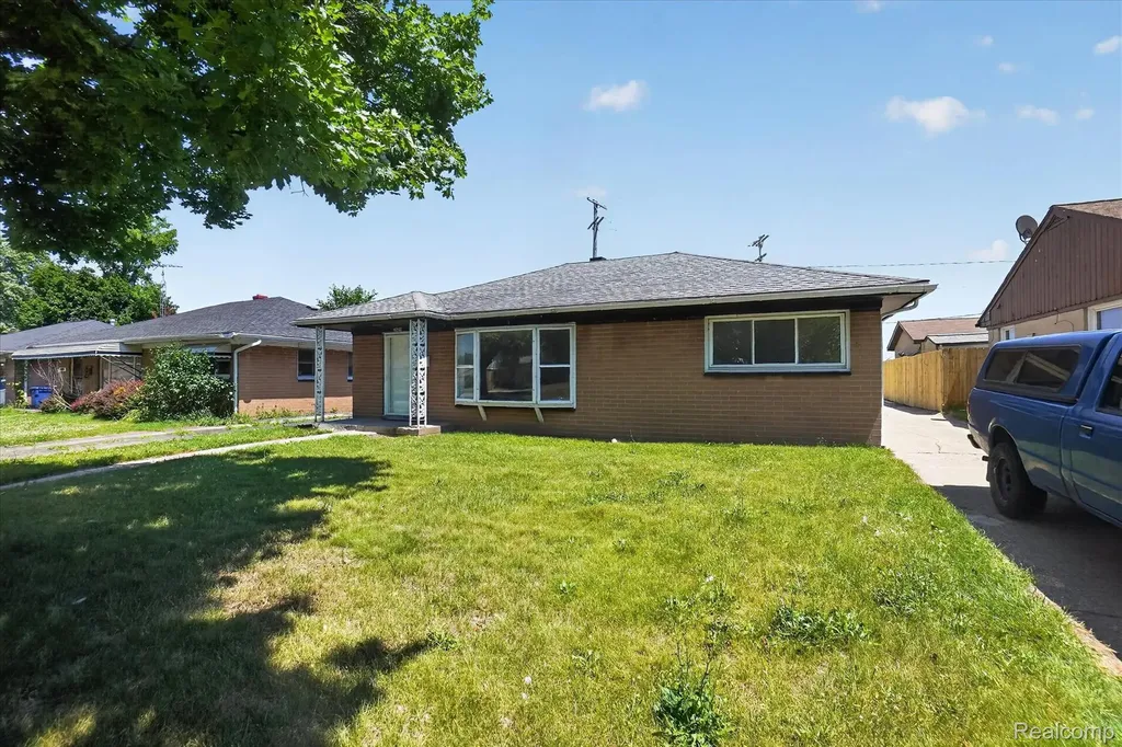 3509 Cherokee Avenue Flint City MI 48507