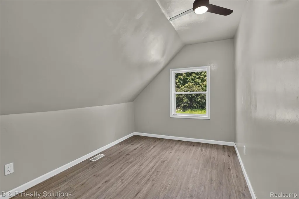 1564 Burnside Road Deerfield Township MI 48461