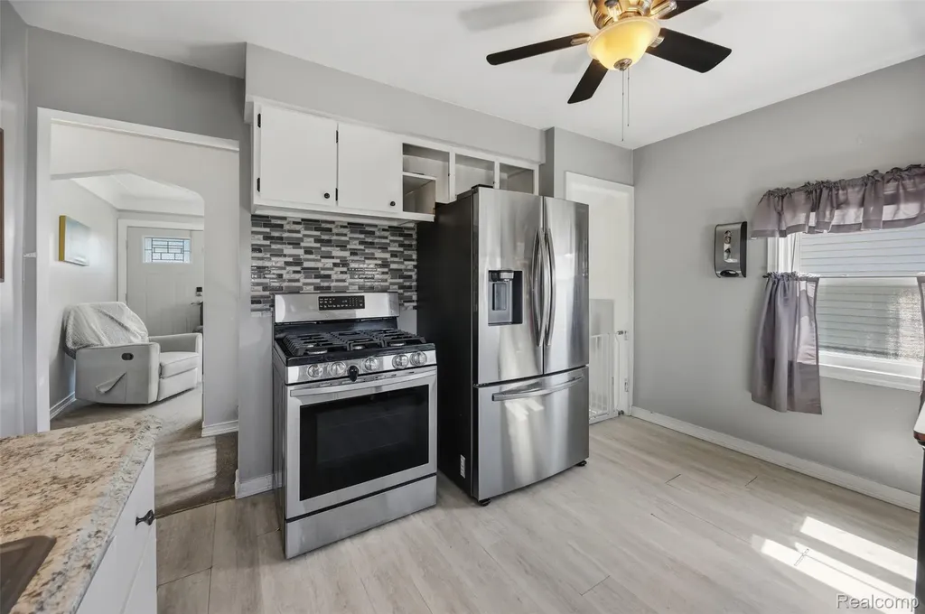 14629 Keppen Avenue Allen Park City MI 48101